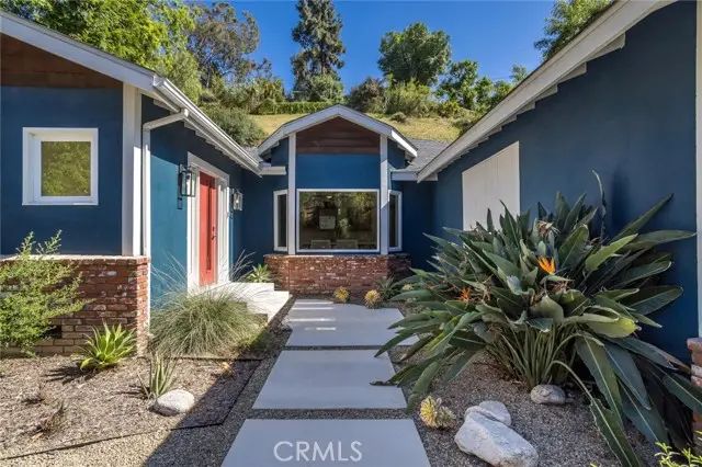 10210 La Canada, Sunland, CA 91040 - #2