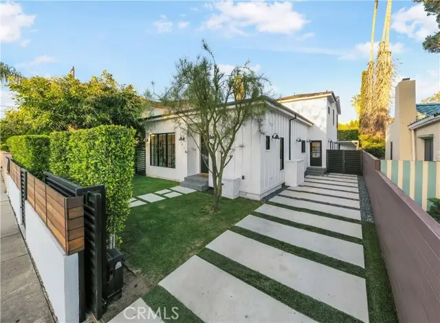 638 N Sierra Bonita Avenue, Los Angeles, CA 90036 - Image #2