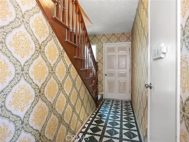 14923 La Valle Street, Sylmar, CA 91342 - Image #3