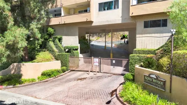 1935 Alpha Road #112, Glendale, CA 91208