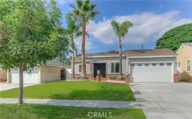 1925 N Screenland Drive, Burbank, CA 91505 - Image #2