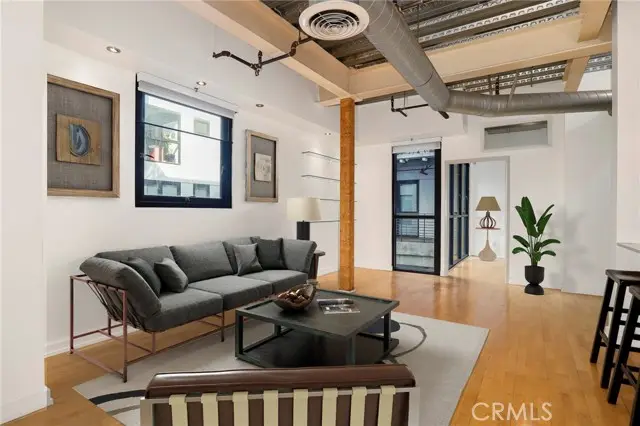 330 W 11th Street #A503, Los Angeles, CA 90015 - Image #3