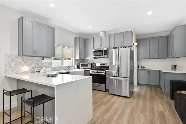 2129 N Pepper Street, Burbank, CA 91505 - Image #1