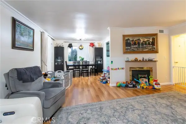 9551 Via Ricardo, Burbank, CA 91504