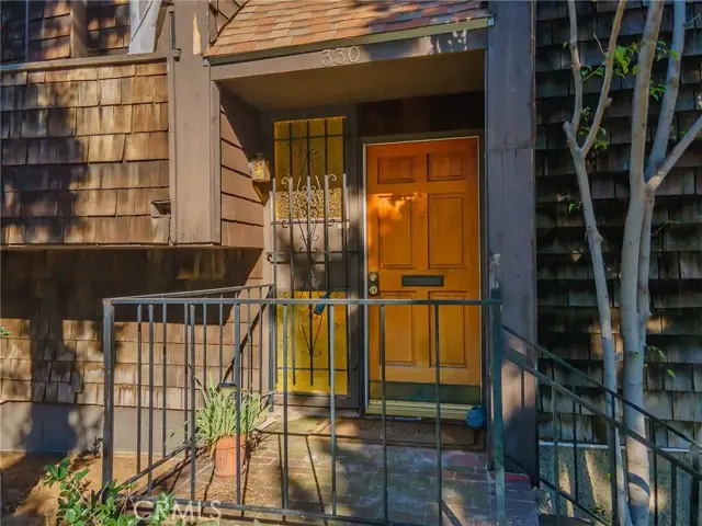 330 N 5th Street, Burbank, CA 91501 - #2