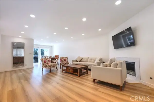 9325 Sunland Park #23, Sun Valley (los Angeles), CA 91352