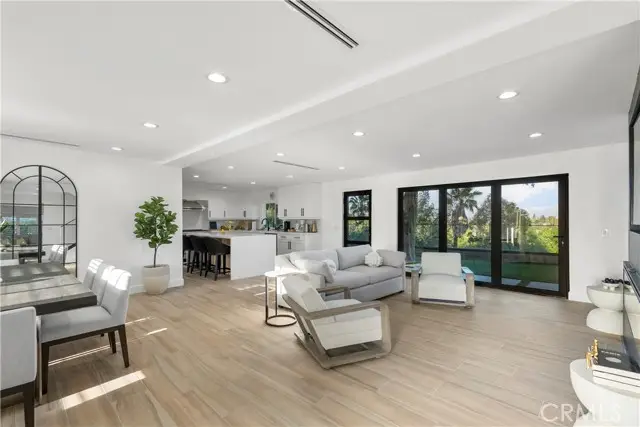 19538 Redwing, Tarzana, CA 91356 - #3