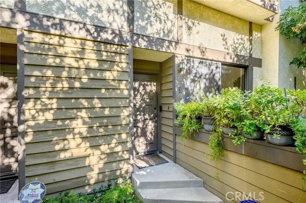 21145 Lassen #3, Chatsworth (los Angeles), CA 91311