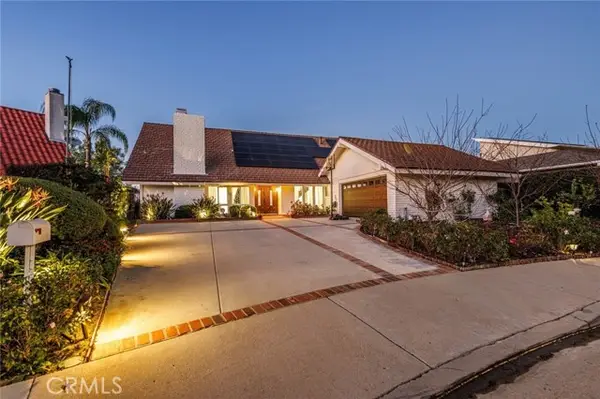 22957 De Kalb Drive, Calabasas, CA 91302