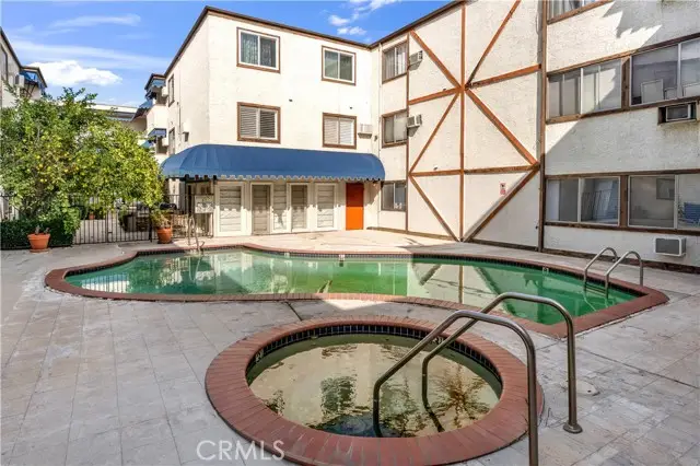 18530 Hatteras #276, Tarzana, CA 91356 - #1