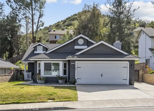28518 Victoria, Castaic, CA 91384 - #1