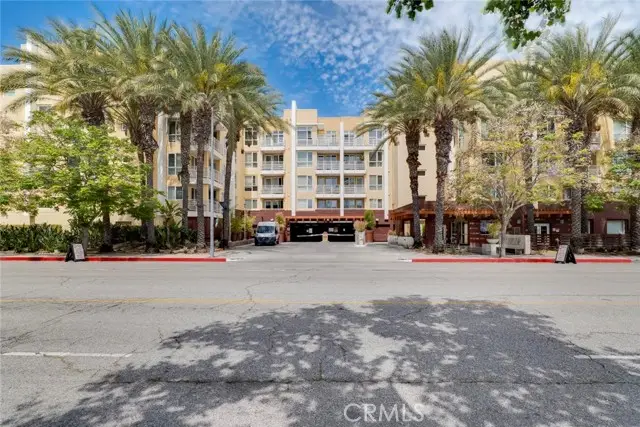 21301 Erwin Street #228, Woodland Hills, CA 91367 - #2