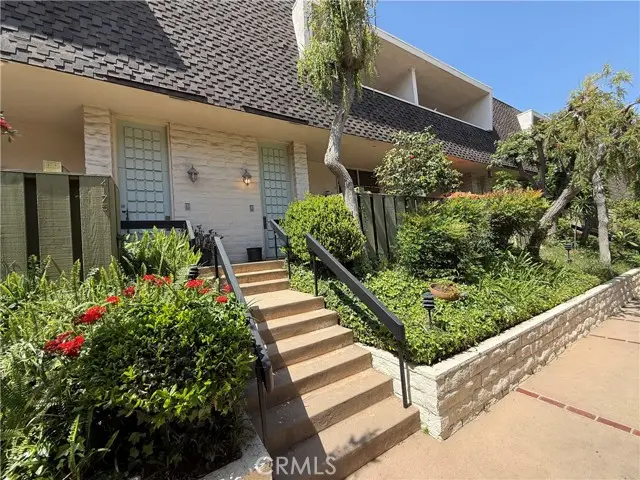 4173 W Sarah Street #8, Burbank, CA 91505 - #1