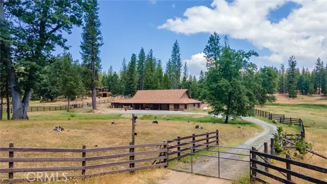 9850 Ernst Road, Coulterville, CA 95311 - Image #2