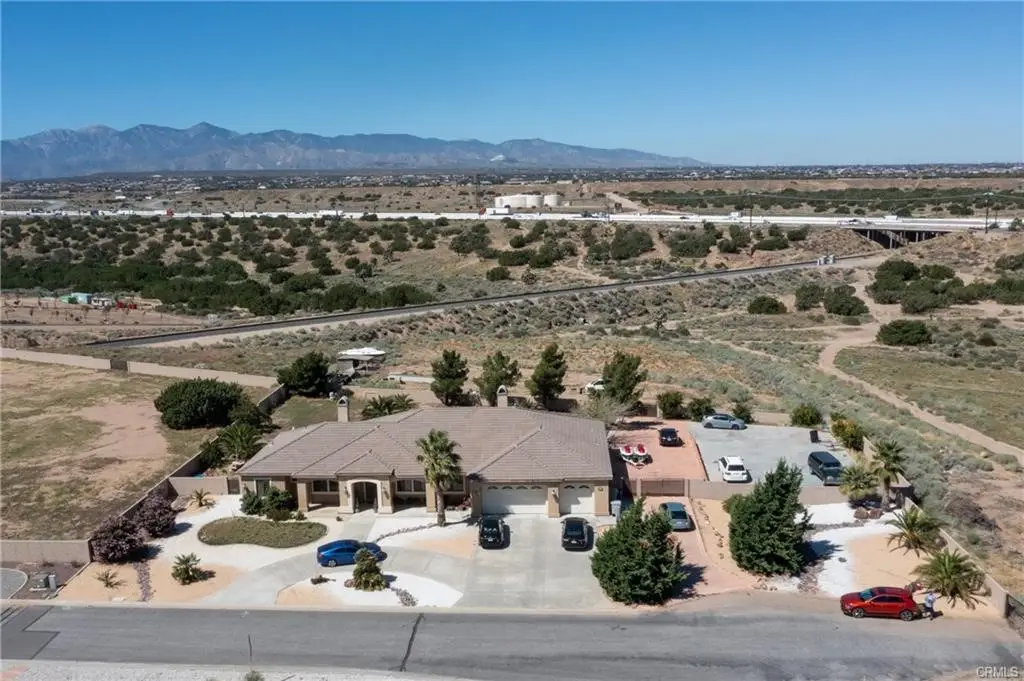 11875 Lamplighter Lane, Oak Hills, CA 92344 - Image #1