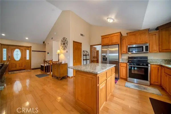 27391 Cottonwood Lane, Lake Arrowhead, CA 92352