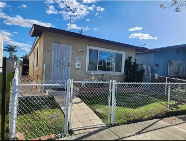 2206 Cowlin Avenue, Commerce, CA 90040 - Image #1