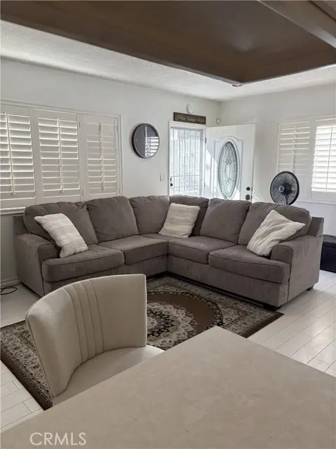 2206 Cowlin Avenue, Commerce, CA 90040 - Image #3