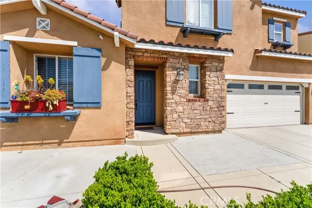 4803 Hawk Ridge Avenue, Fontana, CA 92336 - Image #3