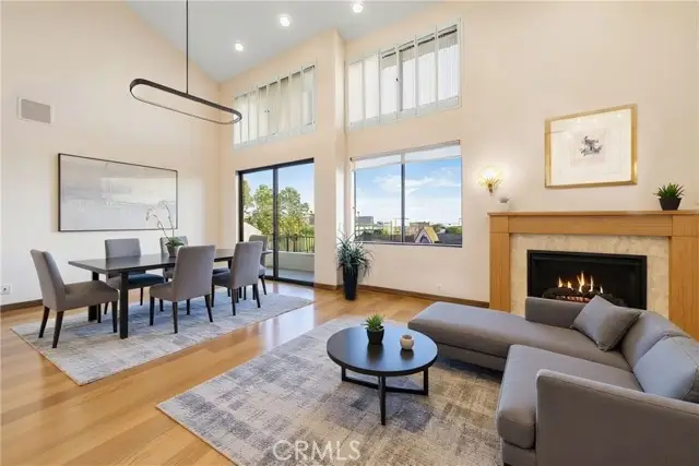 2008 S Bentley Avenue #5, Los Angeles, CA 90025 - #3