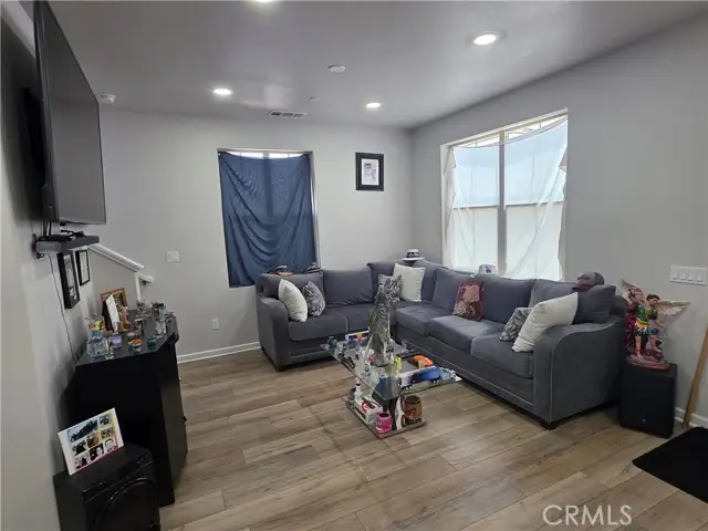 440 N Glenwood Avenue, Rialto, CA 92376 - Image #3