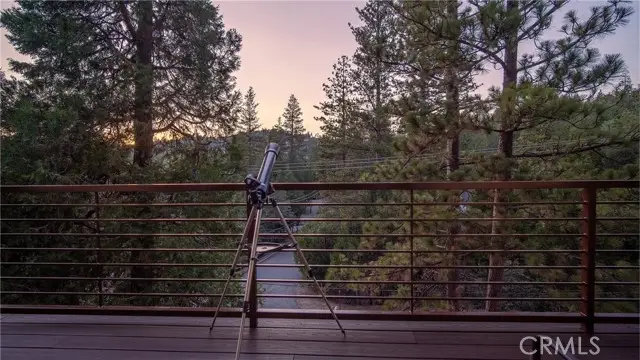 26947 Tunnel Drive, Lake Arrowhead, CA 92352 - Image #2