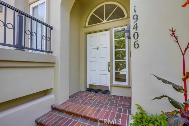 19406 Merion Circle, Huntington Beach, CA 92648 - Image #2