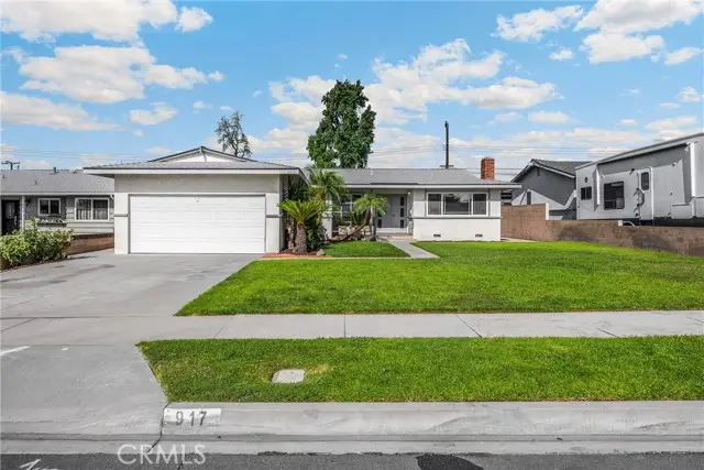 917 N Fuchsia Avenue, Ontario, CA 91762 - Image #2