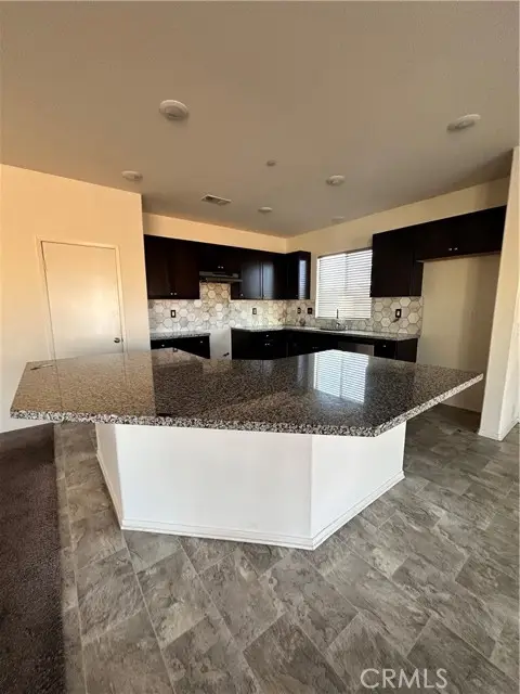 11908 Poppy Rd, Adelanto, CA 92301 - Image #2