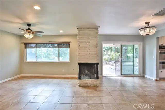 1221 Grove Avenue, Upland, CA 91786 - #2