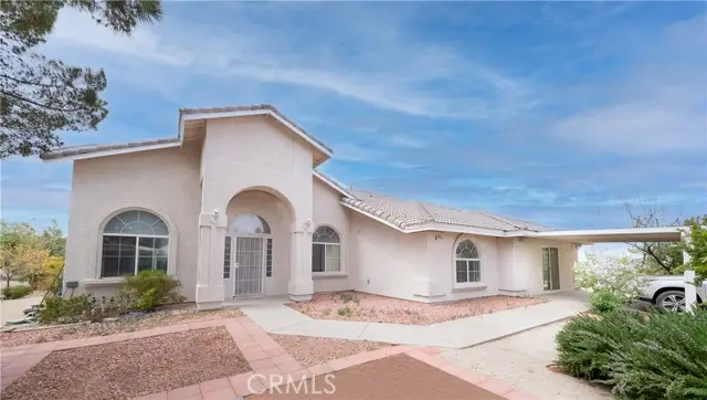 11476 Alta Vista Road, Pinon Hills, CA 92372 - Image #1