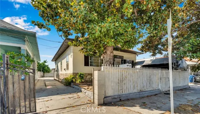 5123 S San Pedro St, Los Angeles, CA 90011 - Image #1