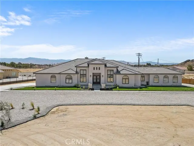 20721 Standing Rock Avenue, Apple Valley, CA 92307 - #2
