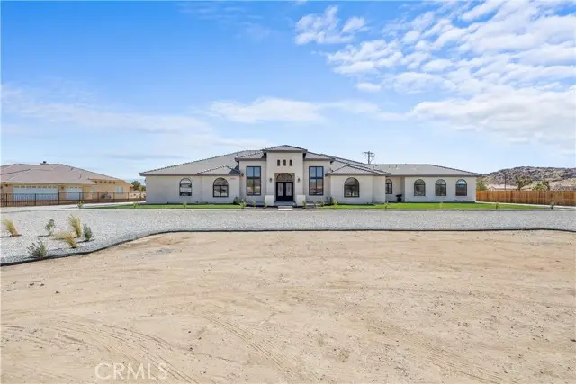 20721 Standing Rock Avenue, Apple Valley, CA 92307 - #3