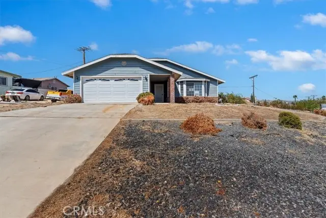 16924 Crestview, Victorville, CA 92395 - Image #1