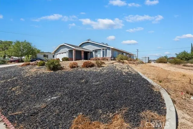 16924 Crestview, Victorville, CA 92395 - Image #2