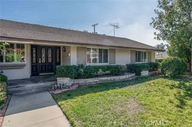 2364 W Silver Tree, Claremont, CA 91711 - Image #2