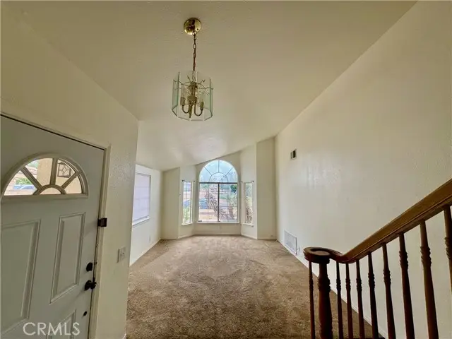 18286 Lakeview Drive, Victorville, CA 92395 - Image #2