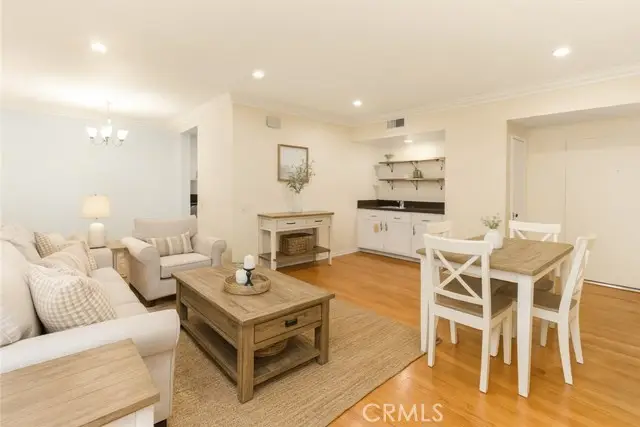 1115 S Elm Drive #207, Los Angeles, CA 90035 - Image #3