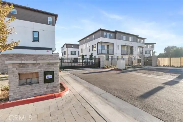 9518 Hannah Way, Riverside, CA 92503 - #1