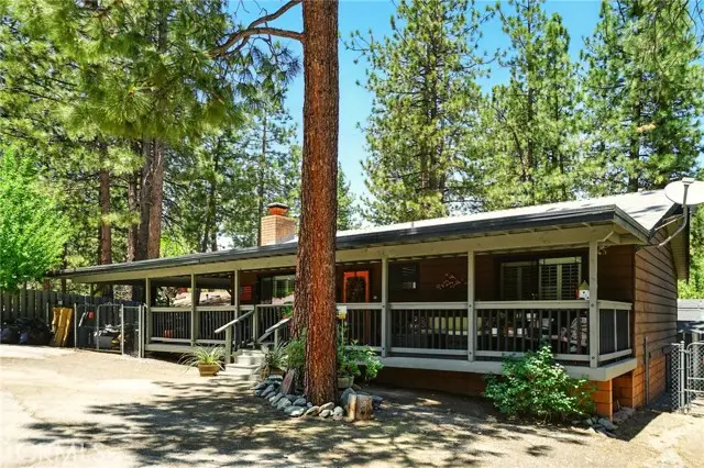 5726 Lodgepole Drive, Wrightwood, CA 92397 - Image #2