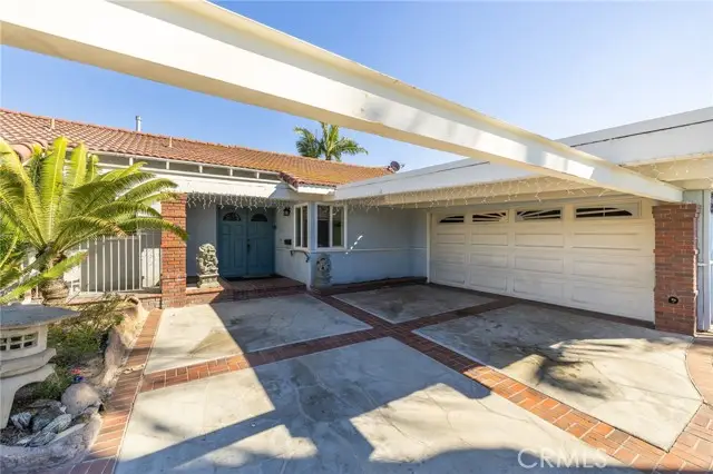 910 S Donna Beth Avenue, West Covina, CA 91791 - Image #3