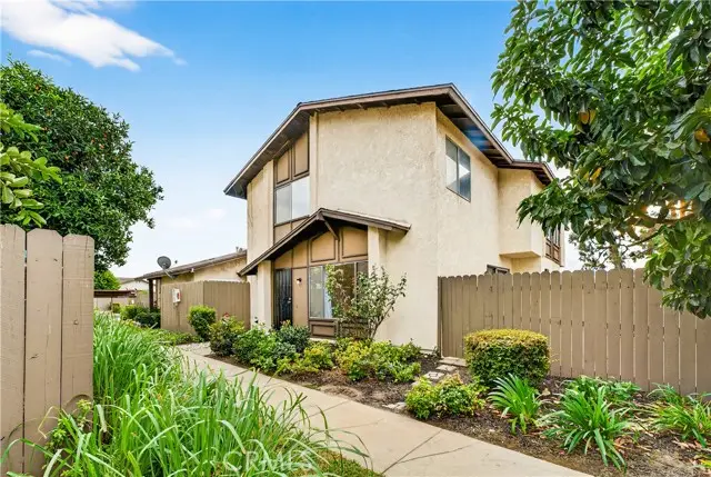 10484 Calico Court, Montclair, CA 91763 - Image #2