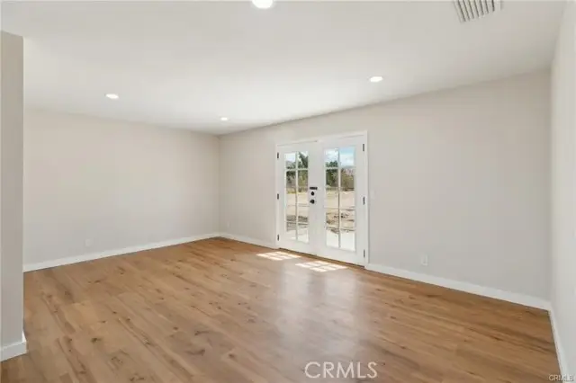 18747 Albany Court, Hesperia, CA 92345 - Image #2