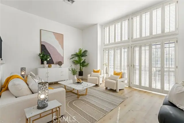 925 W College, Los Angeles, CA 90012 - Image #1