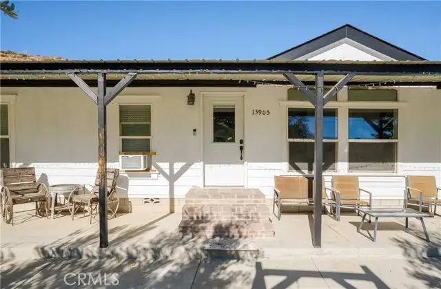 13905 Summit Valley, Hesperia, CA 92345 - Image #2