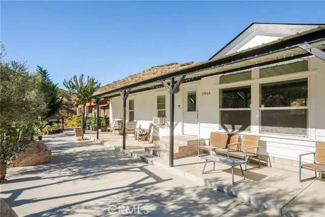 13905 Summit Valley, Hesperia, CA 92345 - Image #3