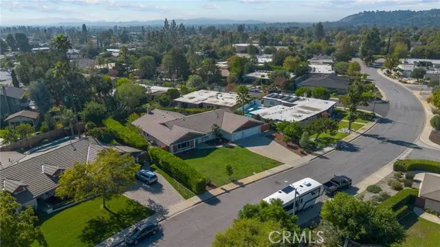 214 Lamar Drive, Claremont, CA 91711 - #3
