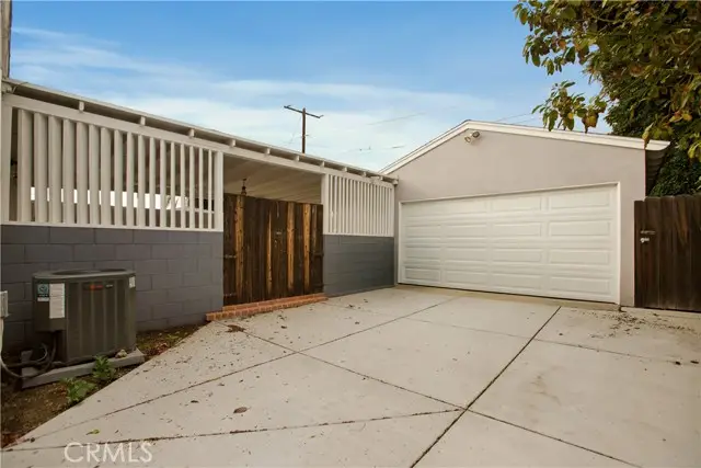 924 W E, Ontario, CA 91762 - Image #1