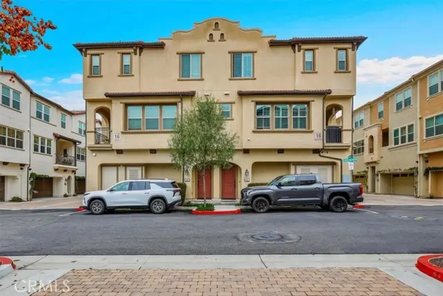 901 Sunset Rdg, Lake Forest, CA 92610 - Image #3